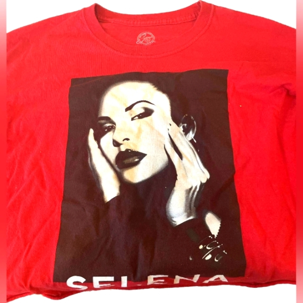 Selena shirt